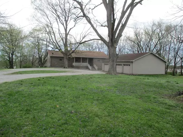 302 Center Street, Rockport, In, IN 47635