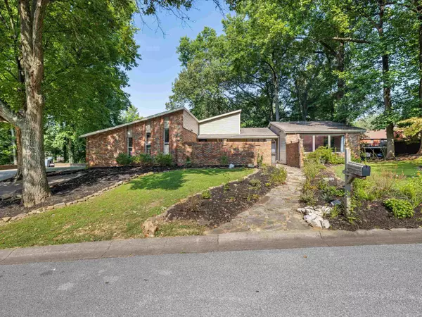 Owensboro, KY 42303,4156 Hunting Creek Dr.