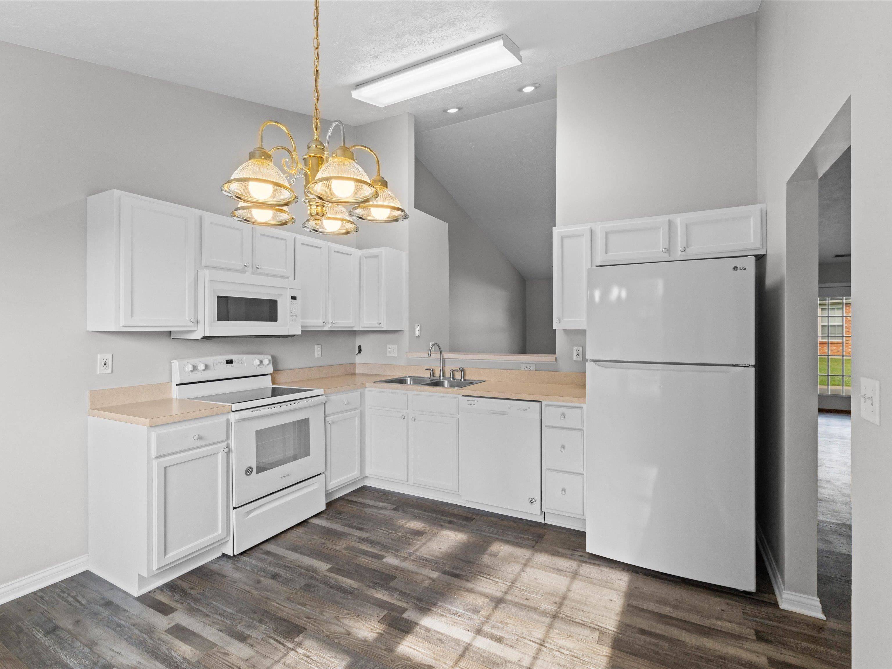 Owensboro, KY 42301,4049 Reliant Circle