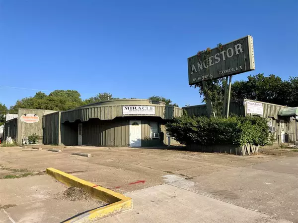 Stillwater, OK 74074,1324 S Main St