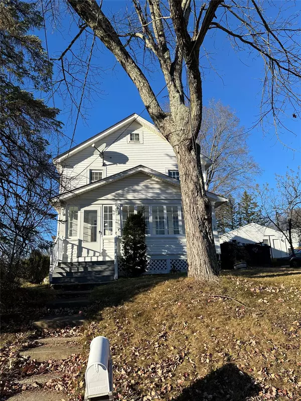 Warwick, NY 10921,13 Farries AVE