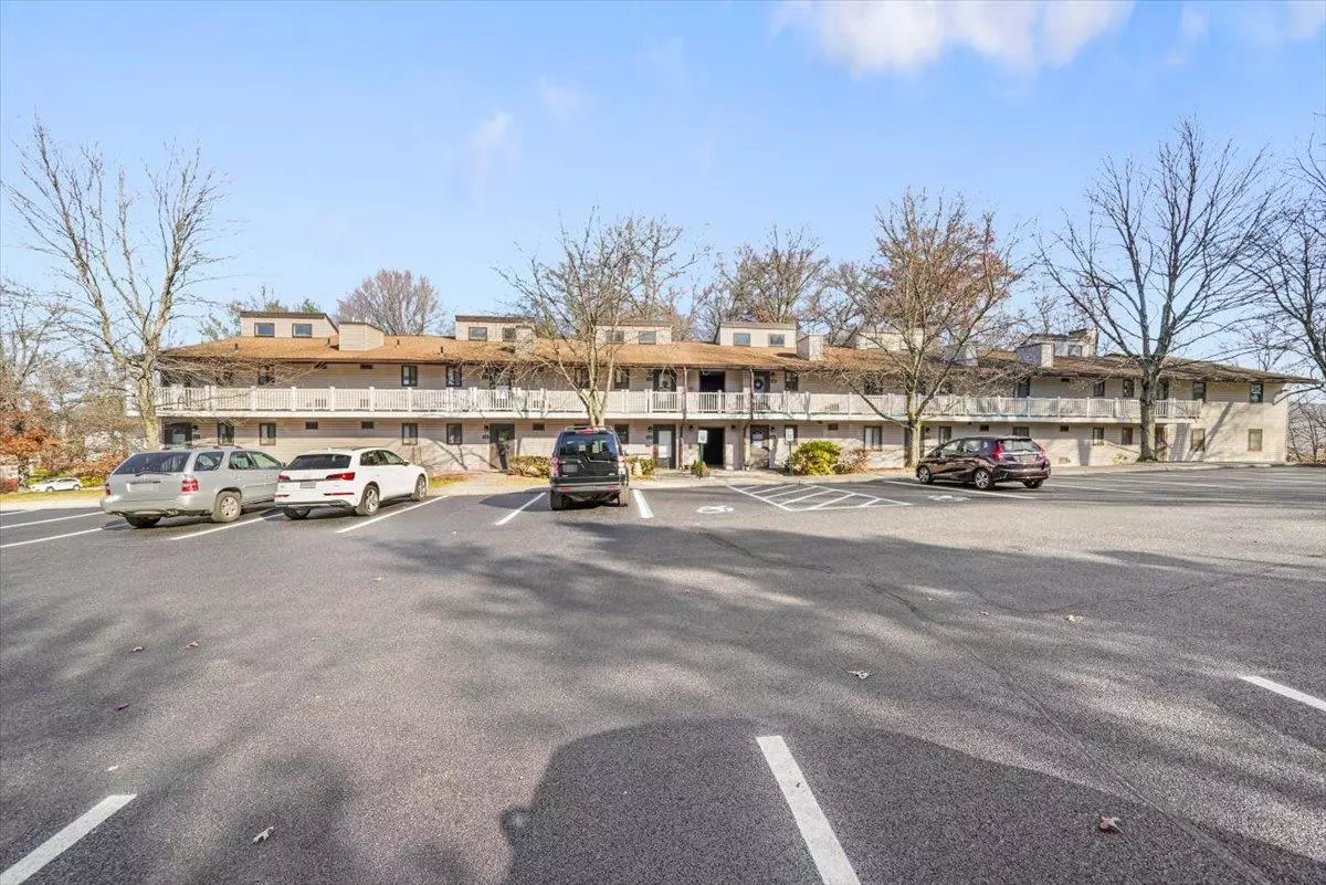 Harriman, NY 10926,41 Berwynn RD #3C