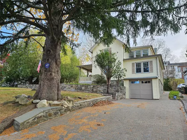 Mount Kisco, NY 10549,36 Dakin AVE