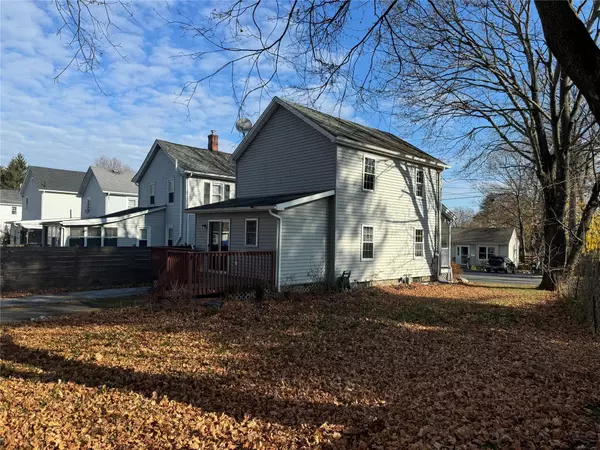 Walden, NY 12586,10 Seely ST