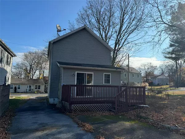 Walden, NY 12586,10 Seely ST