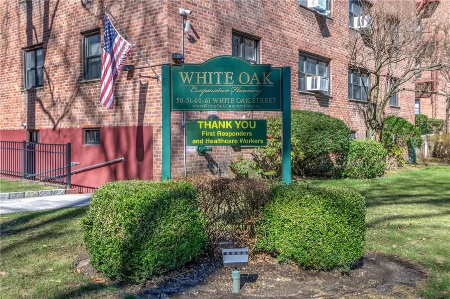 50 White Oak ST #3G, New Rochelle, NY 10801