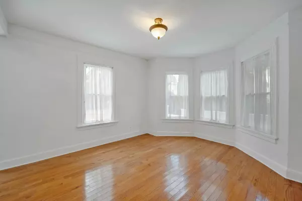 Mamaroneck, NY 10543,1116 Park AVE