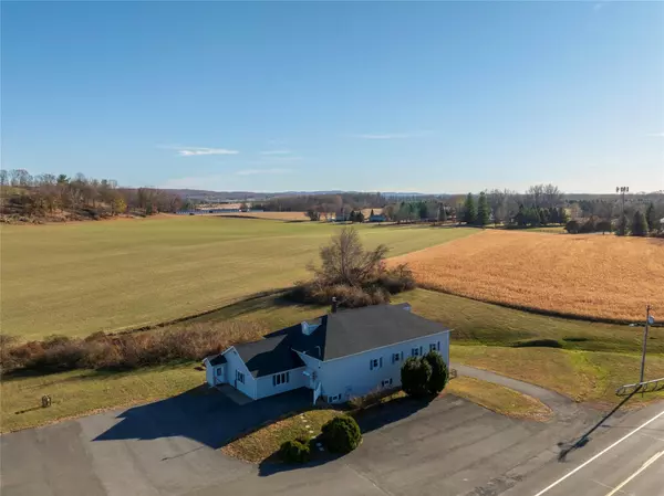 2400 US-9, Hudson, NY 12534