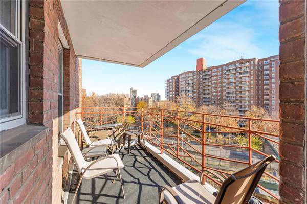 3515 Henry Hudson Pkwy #6D, Bronx, NY 10463