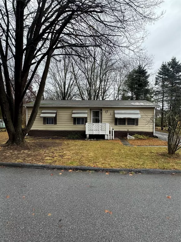 Hyde Park, NY 12538,17 Leisure LN