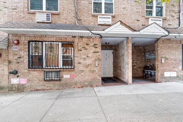 3101 Heath AVE #3A, Bronx, NY 10463