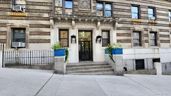 854 W 181st ST #5G, New York (manhattan), NY 10033