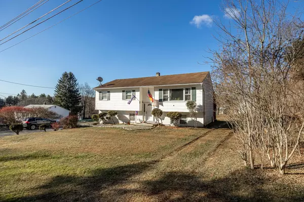 Kent Lakes, NY 10512,23 Robin DR