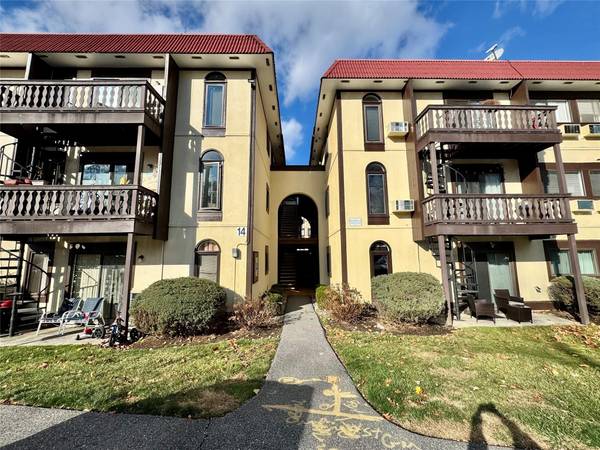 14 Granada CRES #20, White Plains, NY 10603