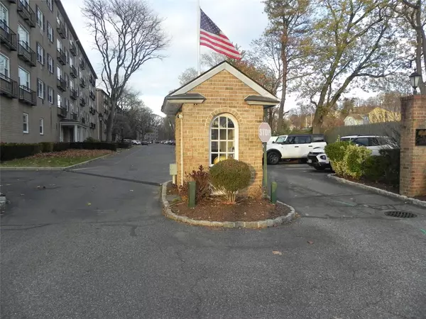 1 Consulate DR #1-O, Tuckahoe, NY 10707