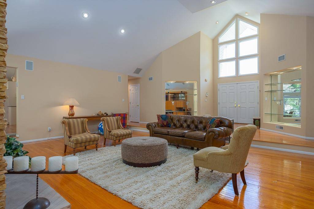 Stony Point, NY 10980,5 Hayes CT