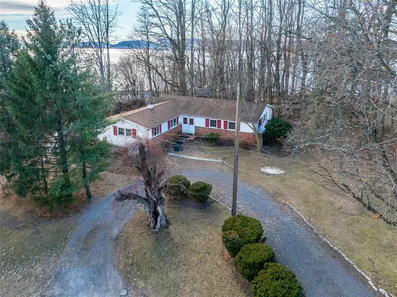 110 2nd ST, Verplanck, NY 10596
