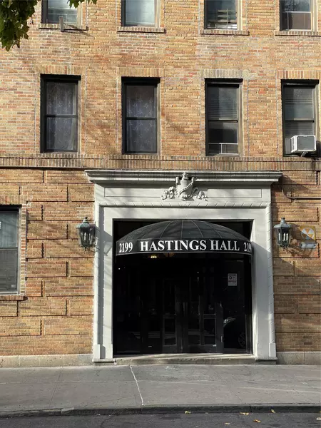 2199 Holland AVE #3E, Bronx, NY 10462
