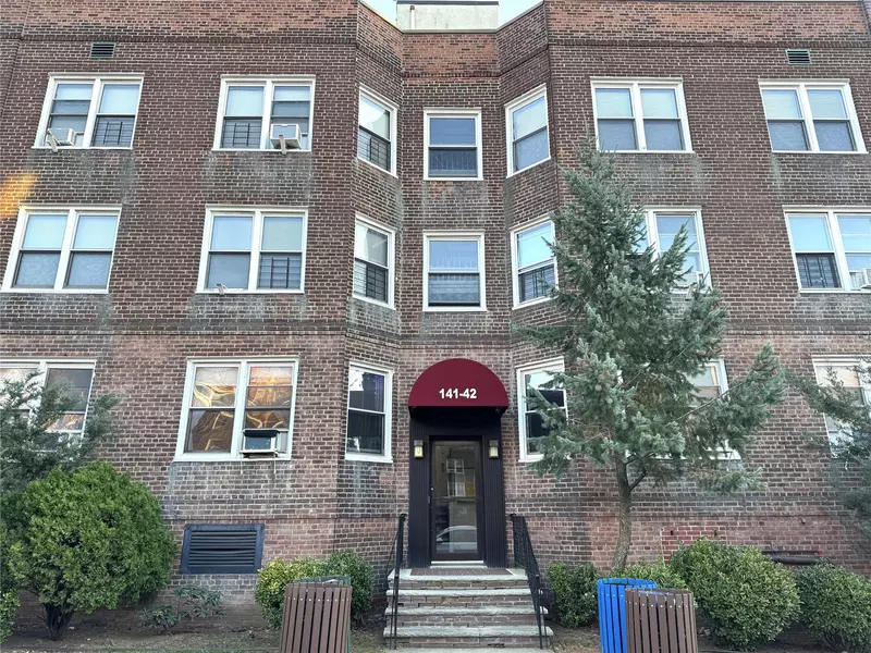 141-48 78th AVE #3H, Kew Garden Hills, NY 11367