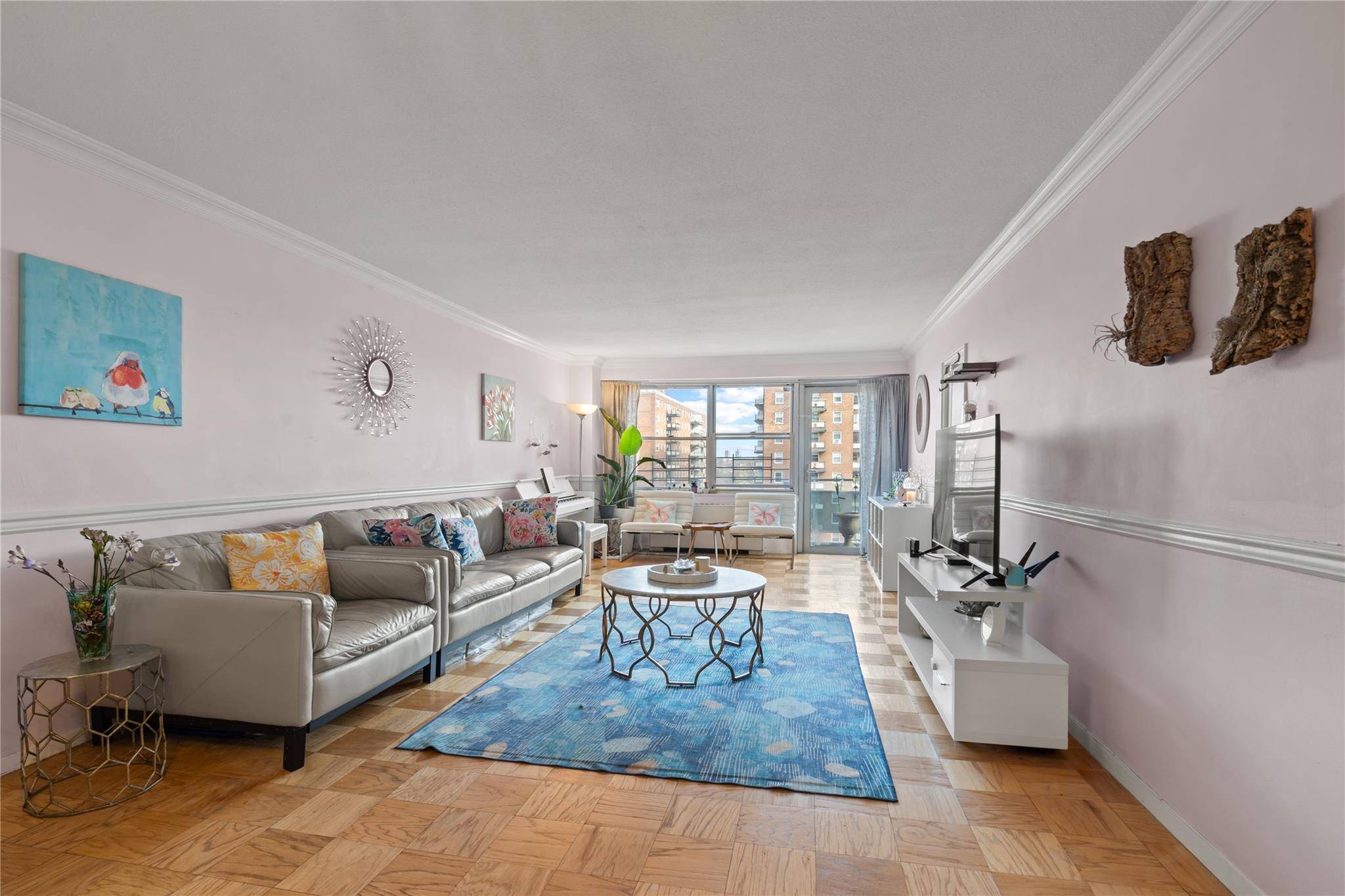 7031 108th ST #9H, Forest Hills, NY 11375