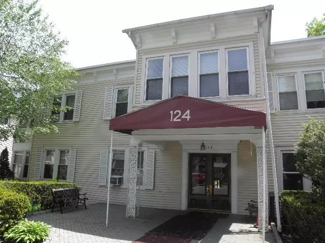 124 PELHAMDALE AVE #5, Pelham, NY 10803