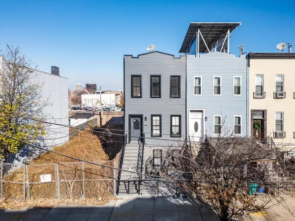 2105A Pacific Street, Brooklyn, NY 11233