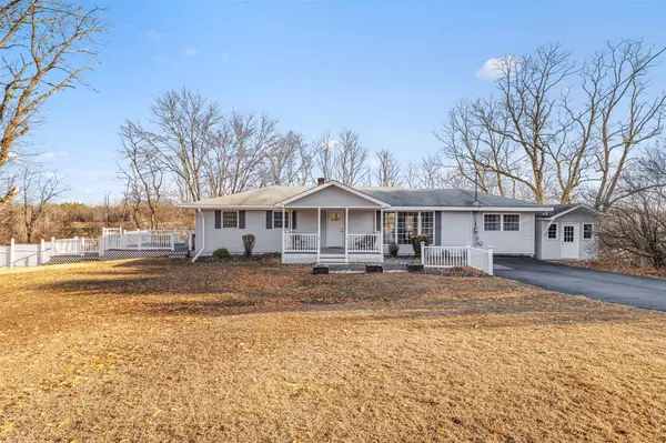 69 Eastern Pkwy, Germantown, NY 12526
