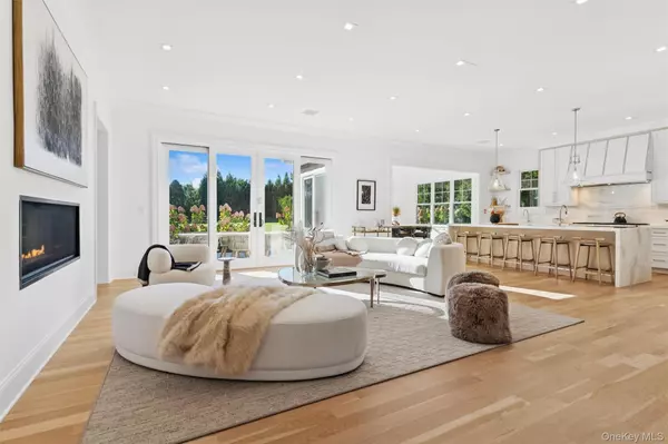 Water Mill, NY 11976,161 Water Mill Towd RD