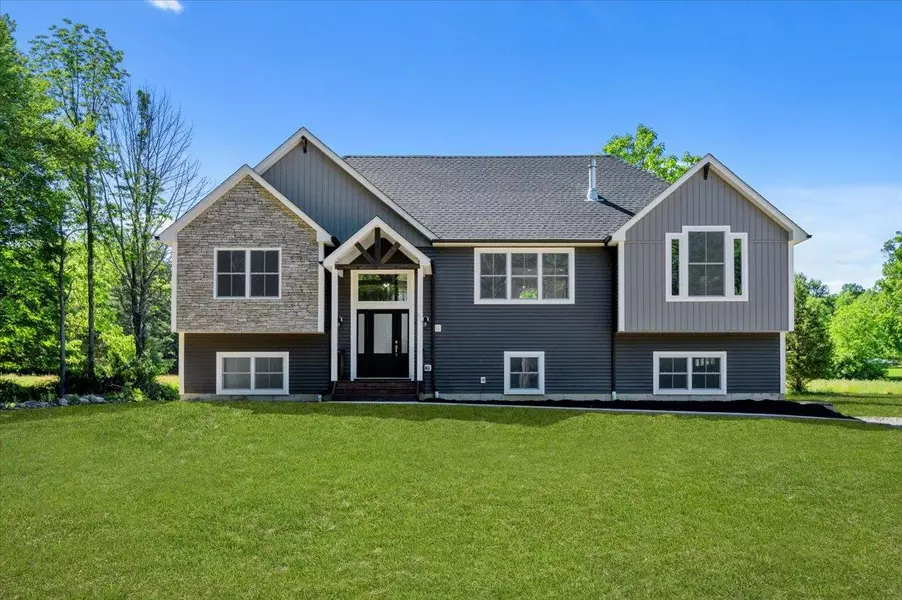 86 Crawford ST, Pine Bush, NY 12566