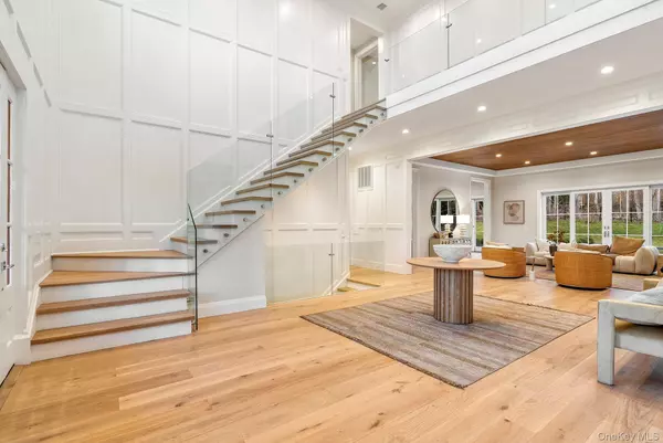 Sag Harbor, NY 11963,2524 Noyack Rd