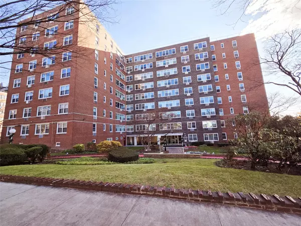 164-20 Highland AVE #7S, Jamaica Hills, NY 11432