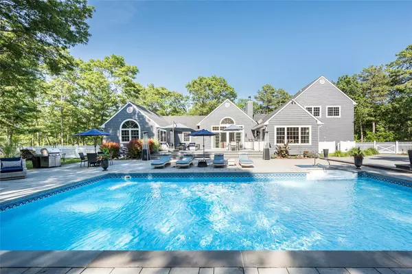 East Hampton, NY 11937,14 High Ridge Road