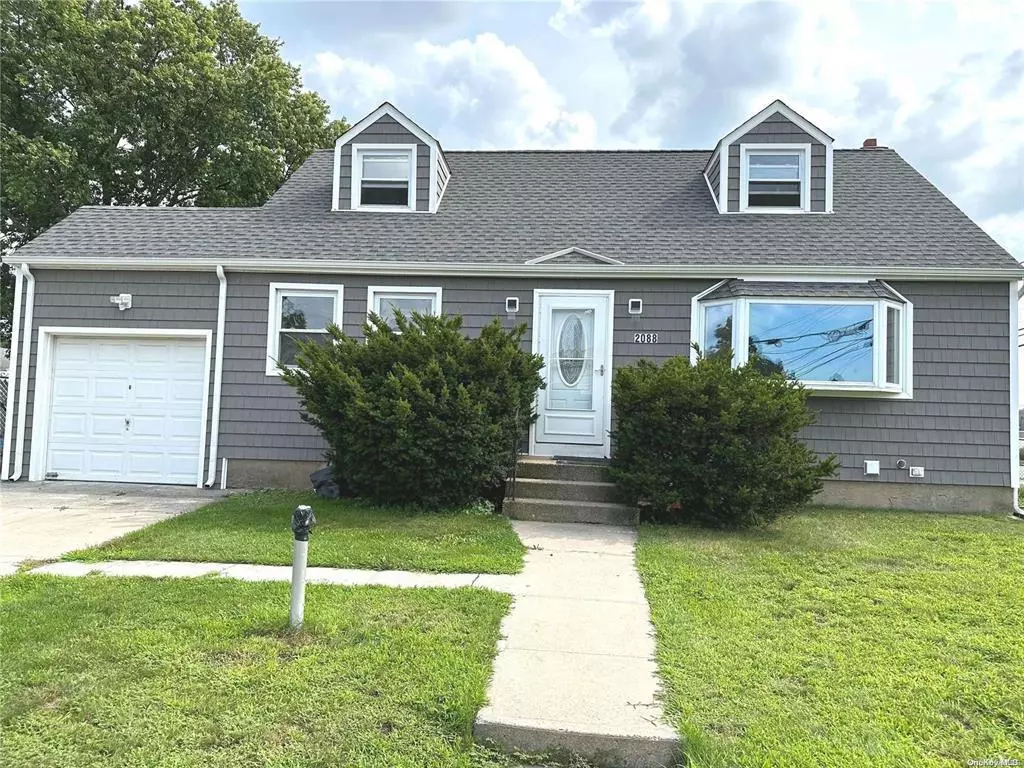 East Meadow, NY 11554,2088 Nottingham Road