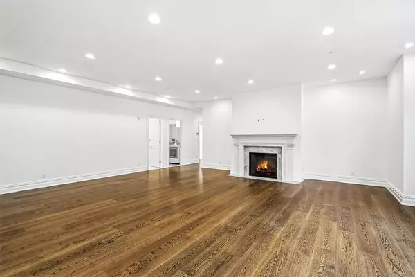Scarsdale, NY 10583,2 Weaver ST #3