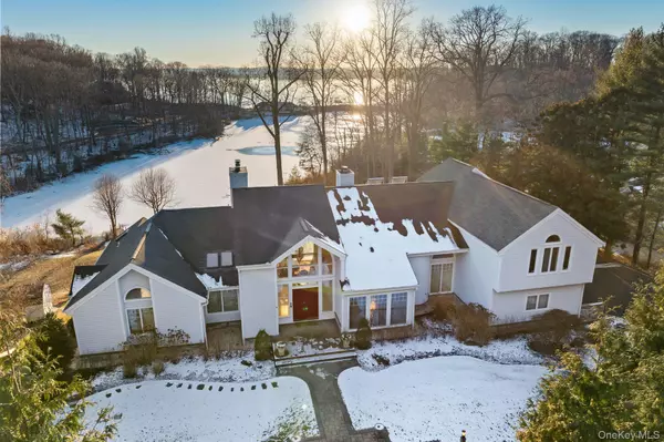 Lloyd Harbor, NY 11743,19 Mallard DR