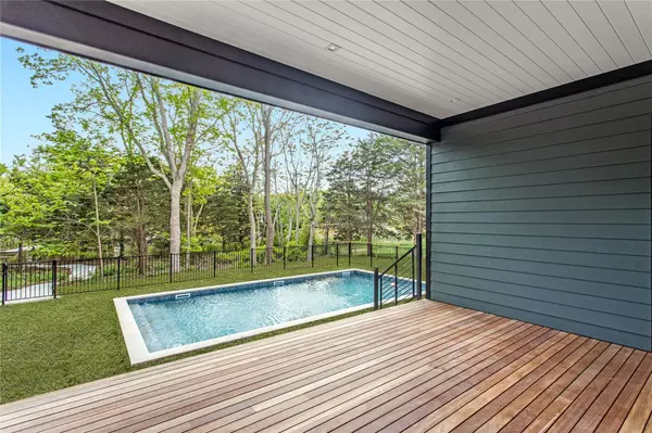 Southold, NY 11971,600 Glenn RD