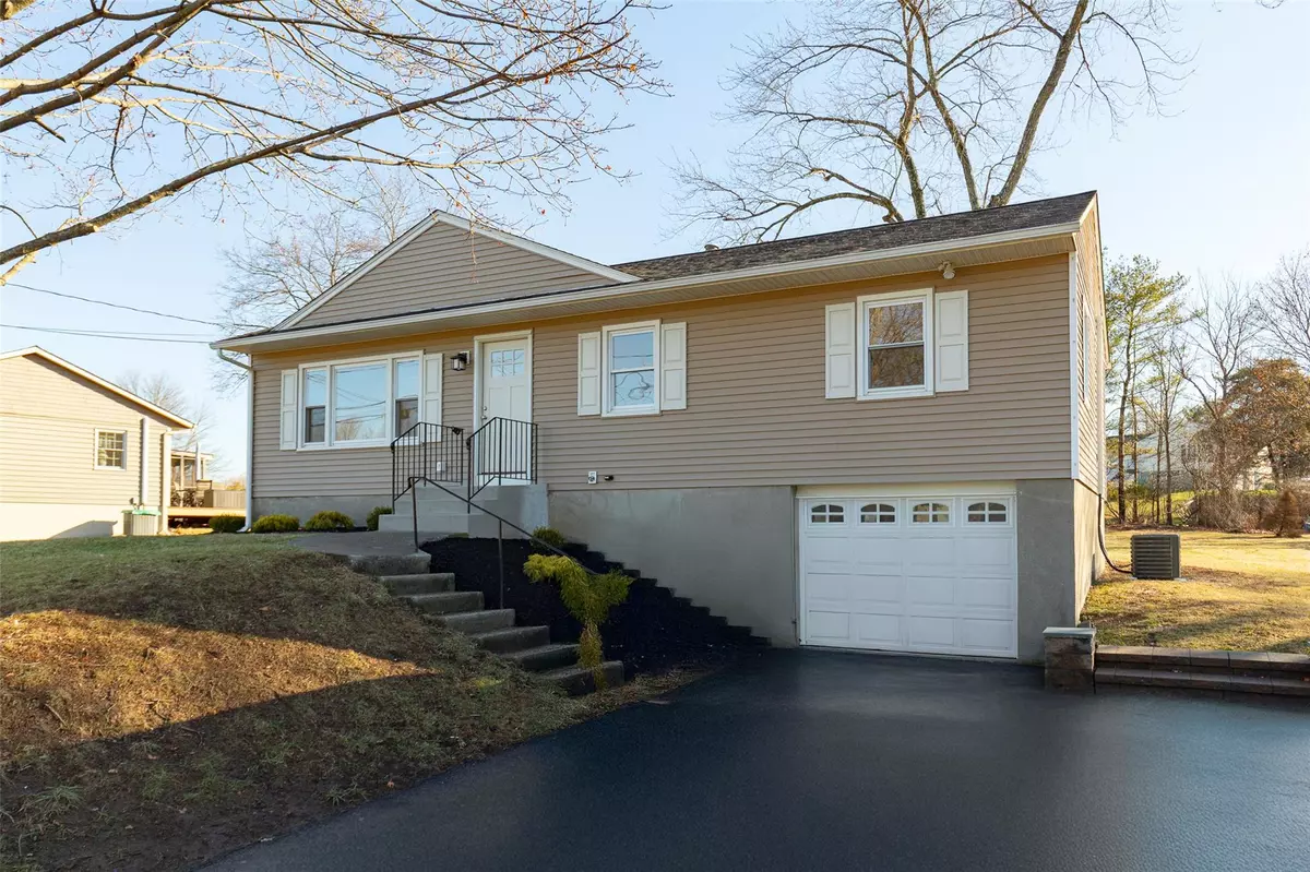 Wappingers Falls, NY 12590,23 Scott DR