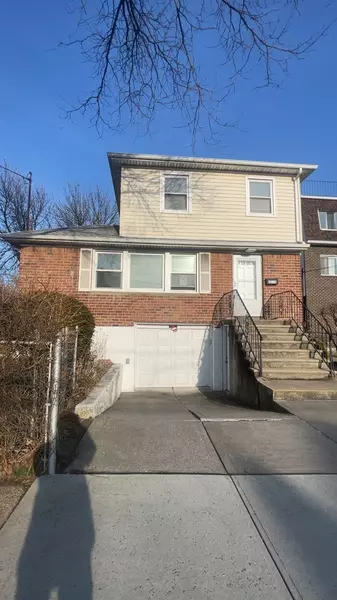 147-28 16th Rd, Whitestone, NY 11357