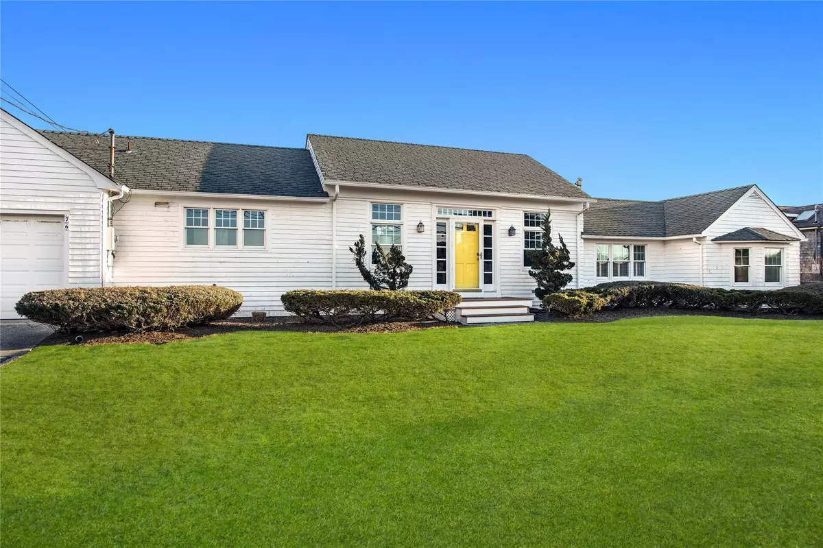 Quogue, NY 11959,76 Dune RD