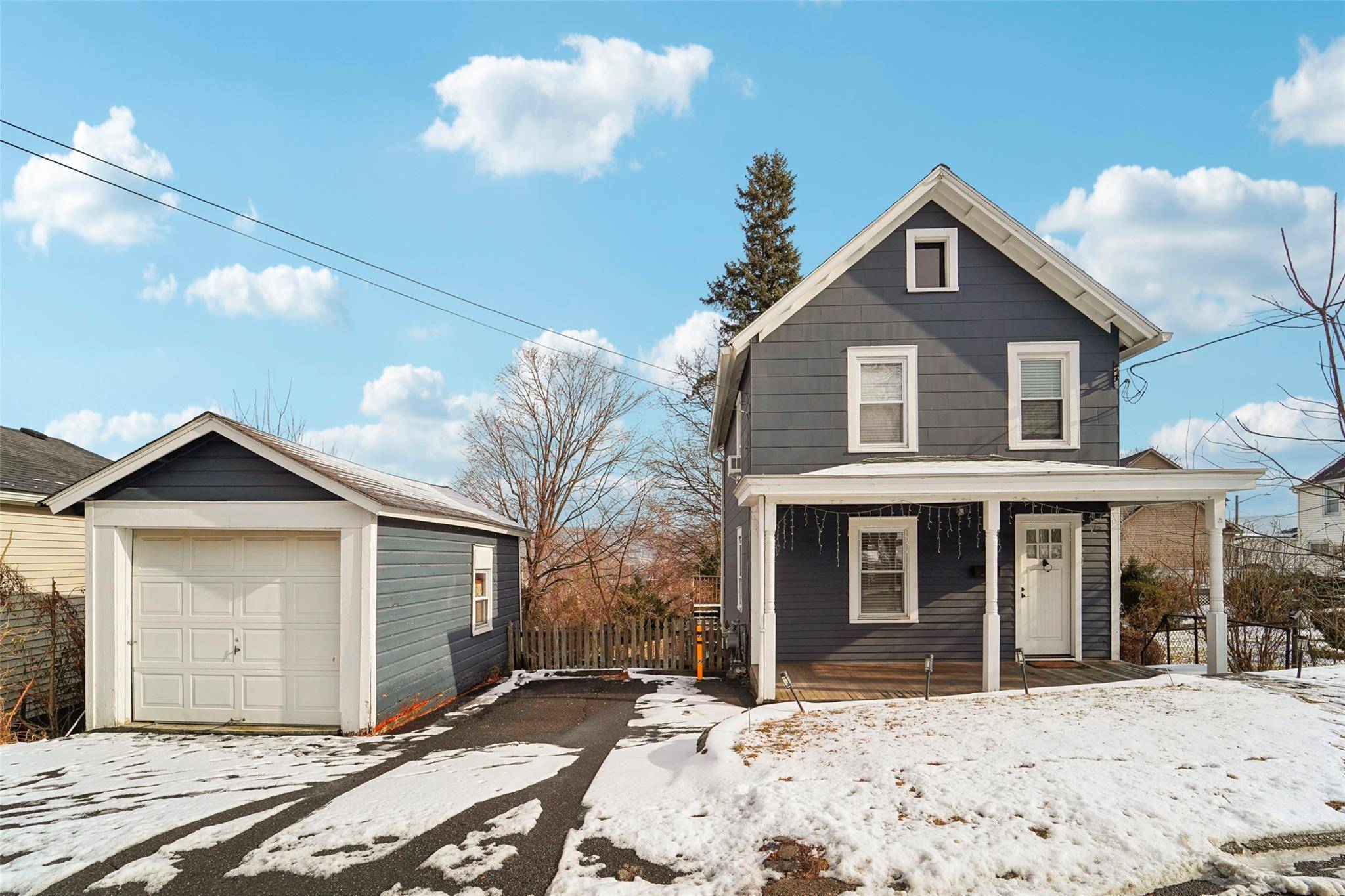32 West ST, Highland Falls, NY 10928