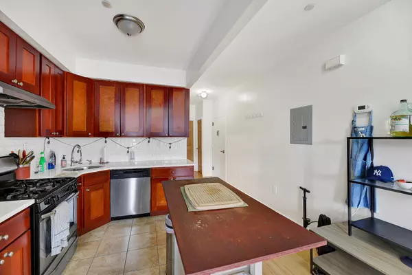 Brooklyn, NY 11216,1437 Pacific ST #2