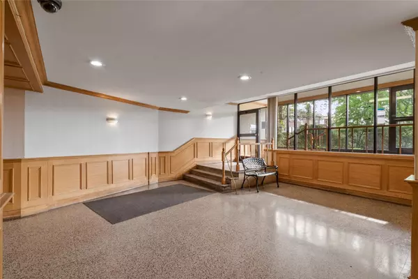 Flushing, NY 11367,144-55 Melbourne Ave #2F