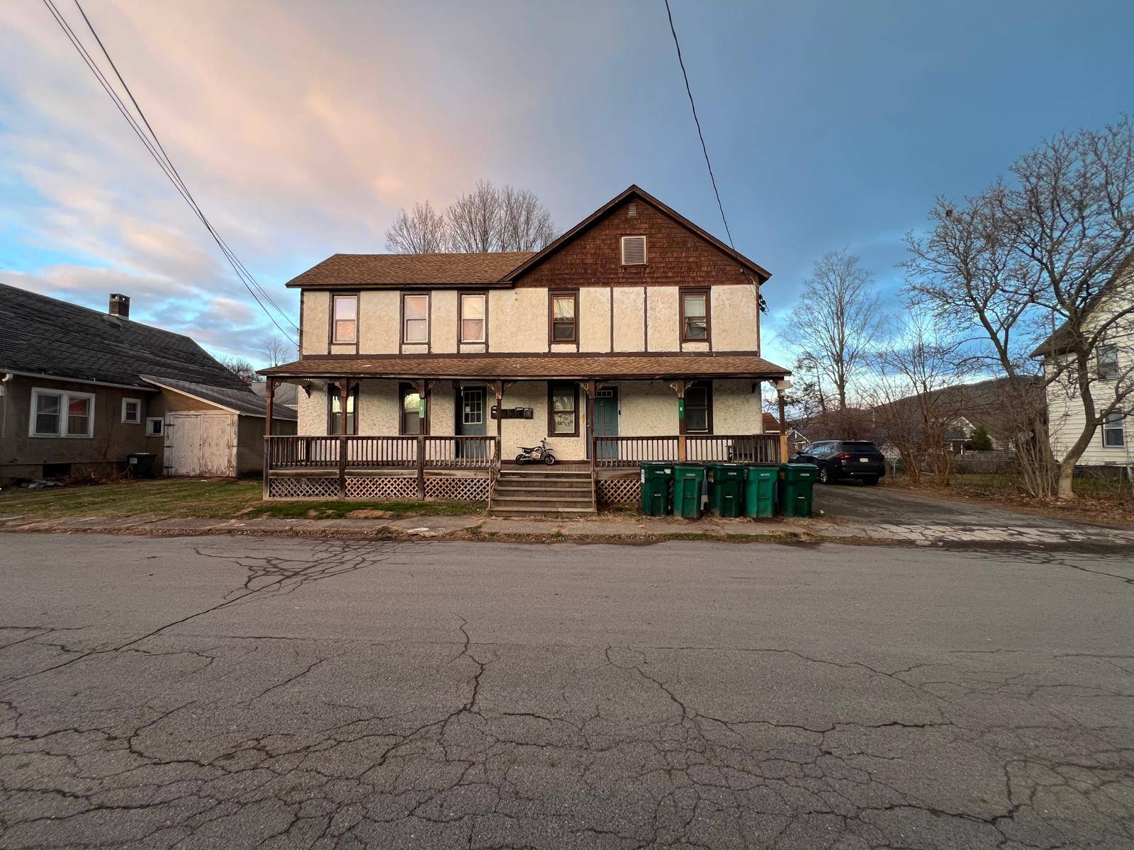 6-8 Backman AVE,  Ellenville,  NY 12428