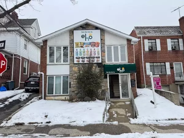 Flushing, NY 11358,34-12 192nd ST