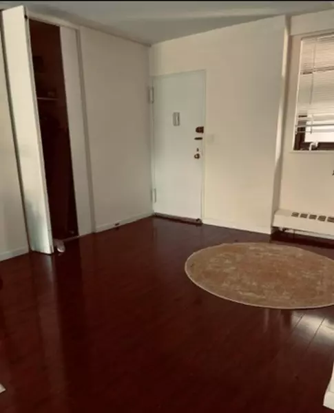 61-45 98 ST #5J, Rego Park, NY 11374