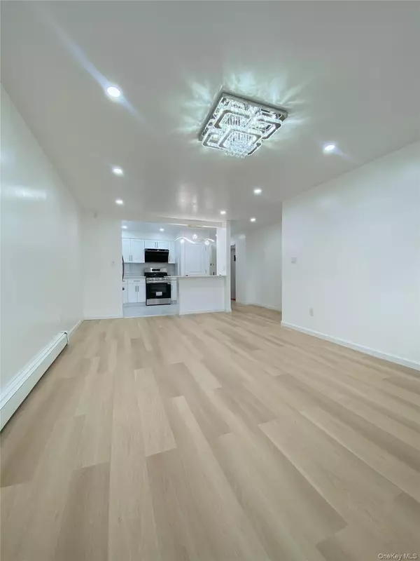 Flushing, NY 11355,144-23 Barclay AVE #6B