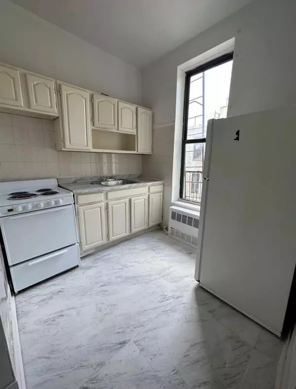 Brooklyn, NY 11216,1399 Fulton ST #2F