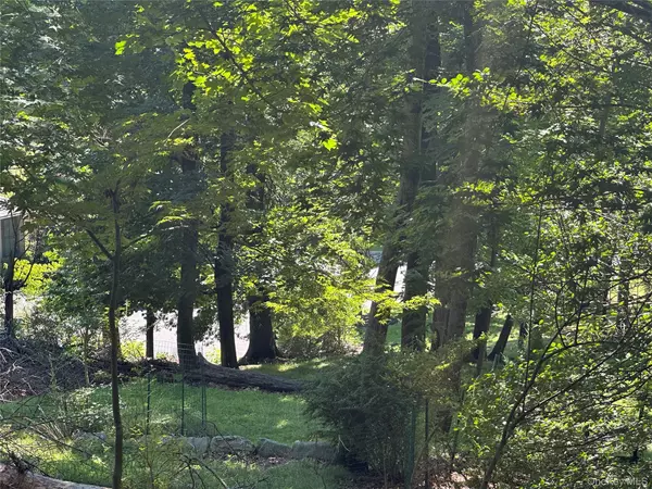 Irvington, NY 10533,1 Heritage Hill RD