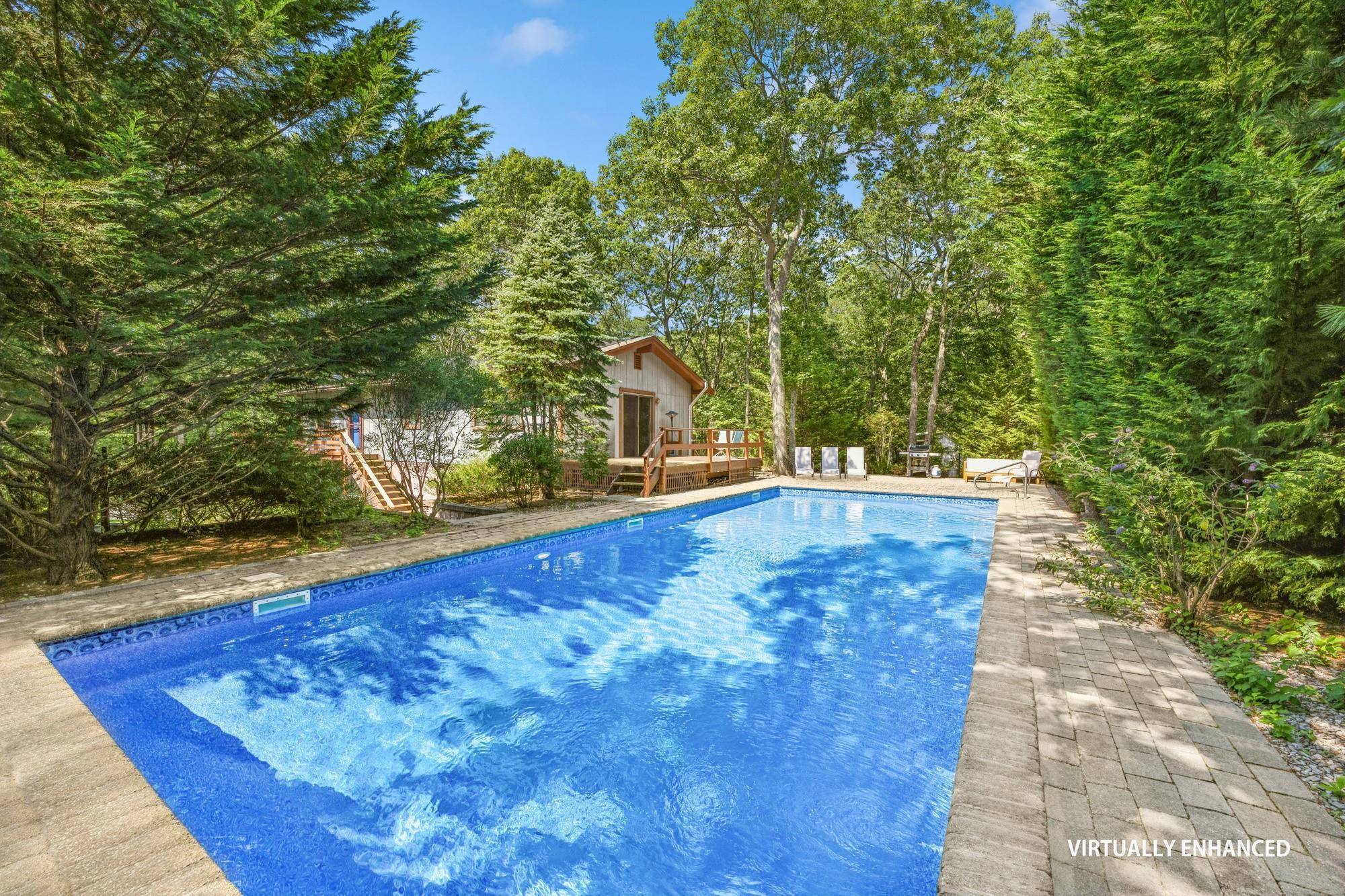 Southampton, NY 11968,292 Little Fresh Pond RD