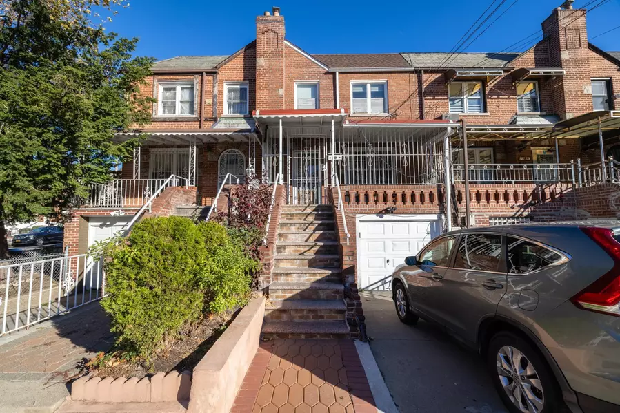 2994 holland, Bronx, NY 10467